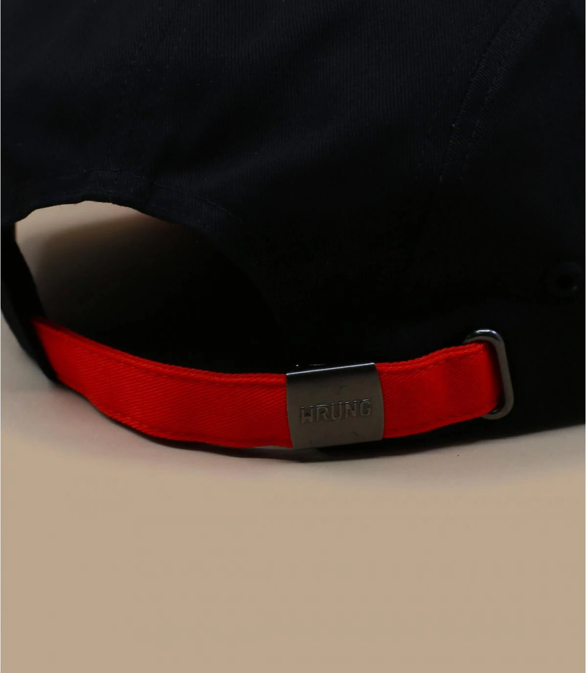 5 Panel Box black 5 Panel Box Black -Célèbre Chapeaux Magasin 5 panel box blackWrung20520panel20Wrung20noir20rouge