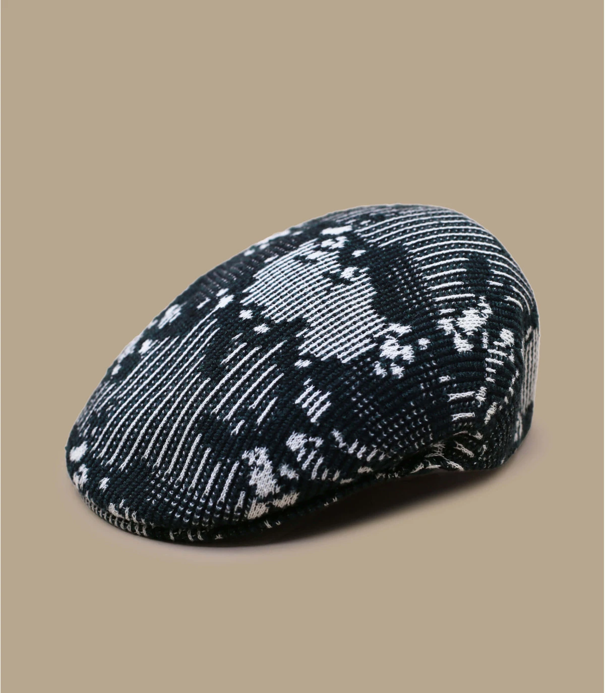 504 Camo Rib pine Kangol 504 Camo Rib Pine -Célèbre Chapeaux Magasin 504 camo rib pine 1