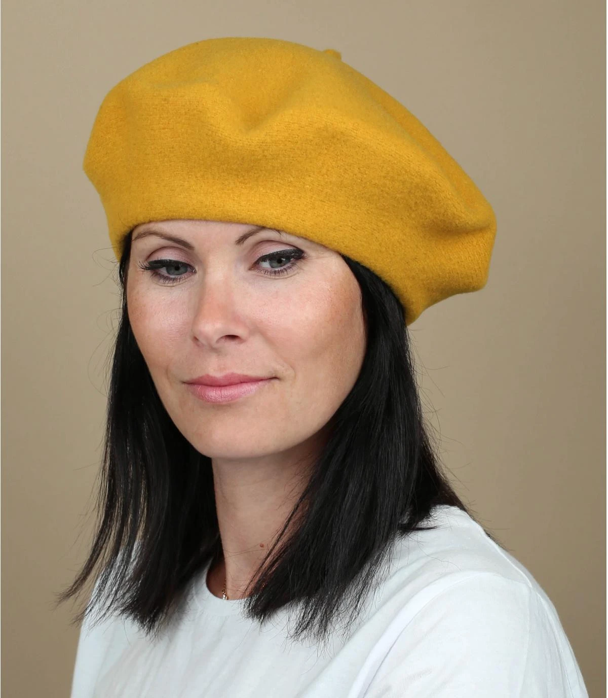 Beret classique moutarde Beret Classique Moutarde -Célèbre Chapeaux Magasin beret classique moutardeBeret20femme20moutarde20Beret20classique20moutarde