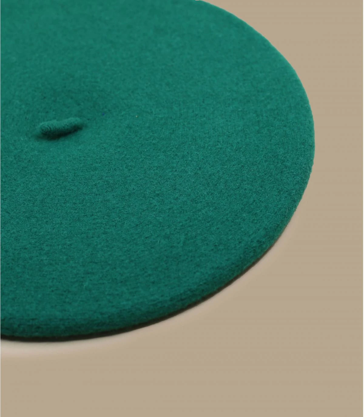 Beret classique vert emeraude Beret Classique Vert Emeraude -Célèbre Chapeaux Magasin beret classique vert emeraudeBeret20classique20vert20emeraude20Le20Beret20Francais