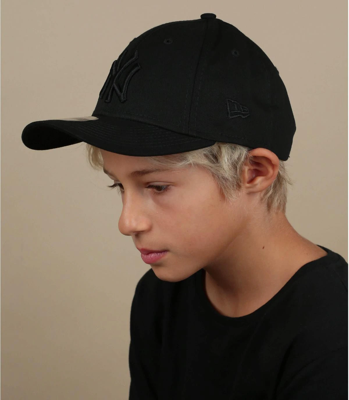 Casquette Kids NY League Ess 9Forty black black NEW ERA Casquette Kids NY League Ess 9Forty Black Black -Célèbre Chapeaux Magasin casquette kids ny league ess 9forty black blackcasquette20NY20enfant20noir20Casquette20Kids20NY20League20Ess20209Forty20black20black