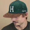 HUF Corduroy Classic H Strapback Forest Green 2 HUF Corduroy Classic H Strapback Forest Green -Célèbre Chapeaux Magasin corduroy classic h strapback forest green