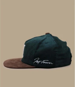 HUF Corduroy Classic H Strapback Forest Green -Célèbre Chapeaux Magasin corduroy classic h strapback forest green 3
