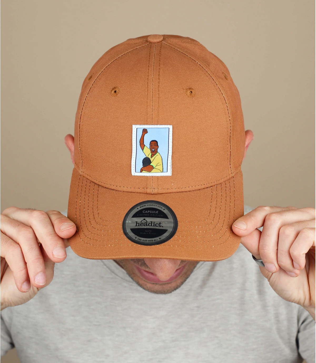 Curve Gooaaal N°9 Curve Gooaaal N°9 -Célèbre Chapeaux Magasin curve gooaaal n9