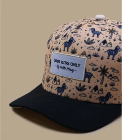 Curve Tanzanie 4 Curve Tanzanie -Célèbre Chapeaux Magasin curve tanzanie 2