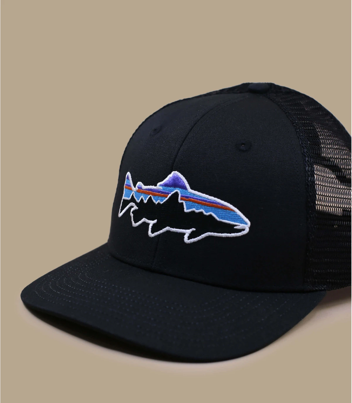 Fitz Roy Trout Trucker black Patagonia Fitz Roy Trout Trucker Black -Célèbre Chapeaux Magasin fitz roy trout trucker black 2