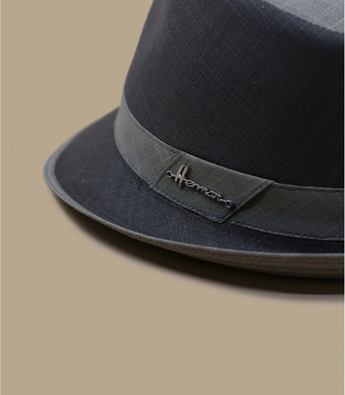 Jo charcoal Jo Charcoal -Célèbre Chapeaux Magasin jo charcoal