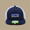 Patagonia Kids Trucker P6 Logo Navy -Célèbre Chapeaux Magasin kids trucker p6 logo navy