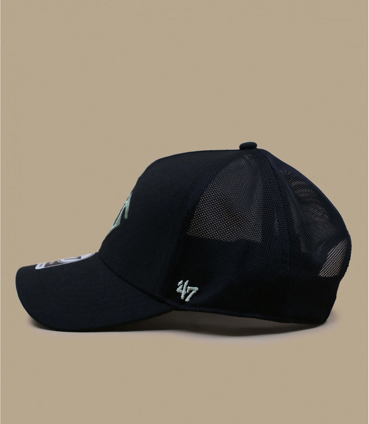 Laser Cut MVP NY black '47 BRAND Laser Cut MVP NY Black -Célèbre Chapeaux Magasin laser cut mvp ny black 3