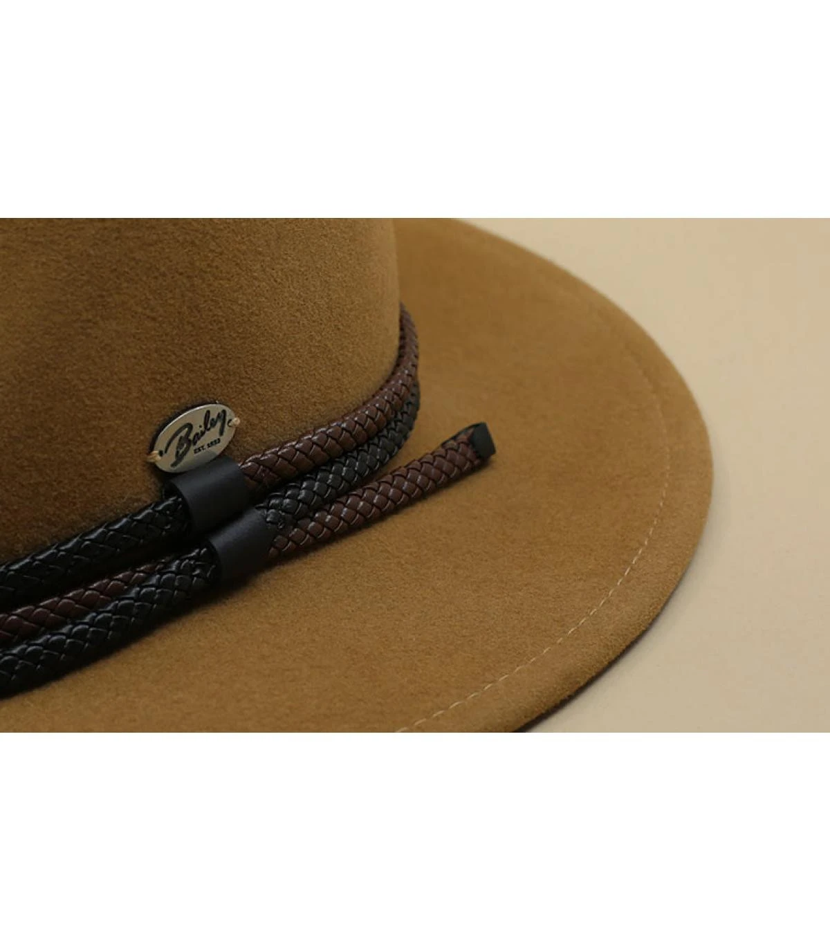 Nelles Camel Bailey Nelles Camel -Célèbre Chapeaux Magasin nelles camelchapeau20beige20feutre