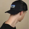 Patagonia P6 Logo Trucker Black -Célèbre Chapeaux Magasin p6 logo trucker blackCasquette20trucker20Patagonia20noir20P620Logo20Trucker20black