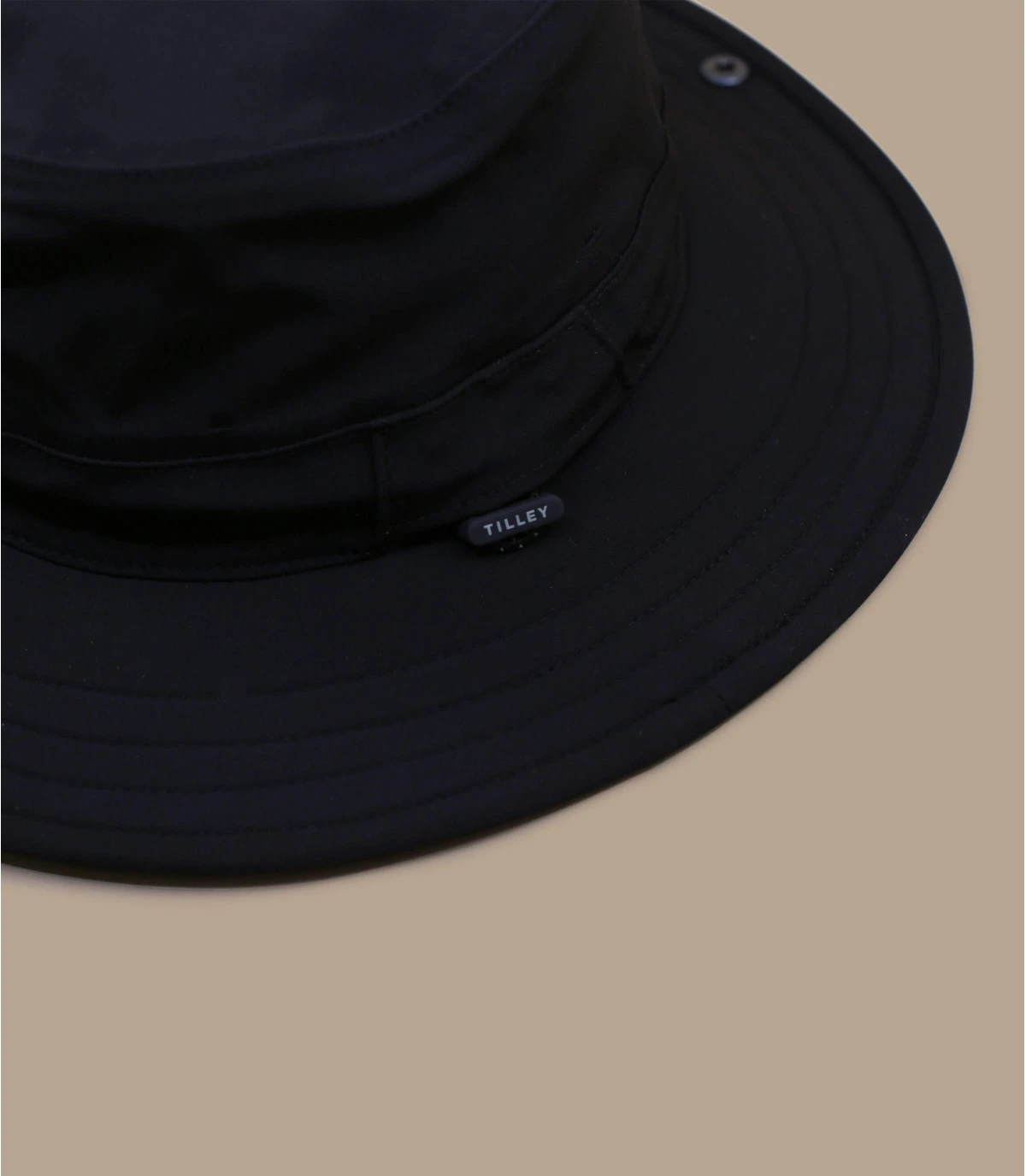 Rainproof Bucket black Tilley Rainproof Bucket Black -Célèbre Chapeaux Magasin rainproof bucket black 1