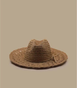 Renata Camel -Célèbre Chapeaux Magasin renata camel 2