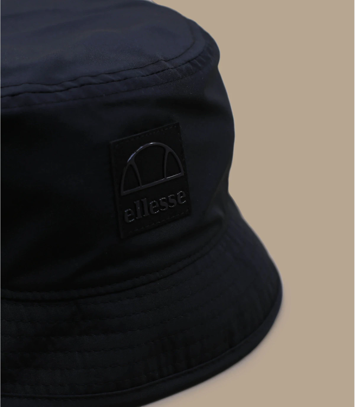 Rolas Bucket black Ellesse Rolas Bucket Black -Célèbre Chapeaux Magasin rolas bucket black 2