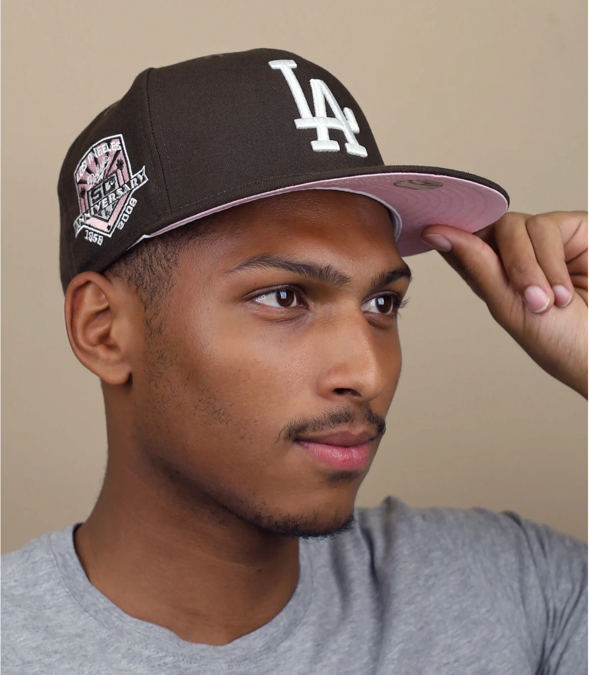 Side Patch 5950 LA Dodgers walnut pink NEW ERA Side Patch 5950 LA Dodgers Walnut Pink -Célèbre Chapeaux Magasin side patch 5950 la dodgers walnut pink