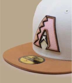 NEW ERA Side Patch 59Fifty Arizona Diamondbacks Bronze Chrome Brown Pink -Célèbre Chapeaux Magasin side patch 59fifty arizona diamondbacks bronze chrome brown pink 2