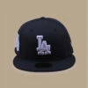 NEW ERA Side Patch 59Fifty Los Angles Dodgers Navy Lavender -Célèbre Chapeaux Magasin side patch 59fifty los angles dodgers navy lavender