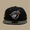 NEW ERA Side Patch 59Fifty Toronto Blue Jays Black New Olive 2 NEW ERA Side Patch 59Fifty Toronto Blue Jays Black New Olive -Célèbre Chapeaux Magasin side patch 59fifty toronto blue jays black new olive