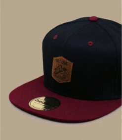 Snapback First Come First Tarck Black Burgundy 3 Snapback First Come First Tarck Black Burgundy -Célèbre Chapeaux Magasin snapback first come first tarck black burgundy 1