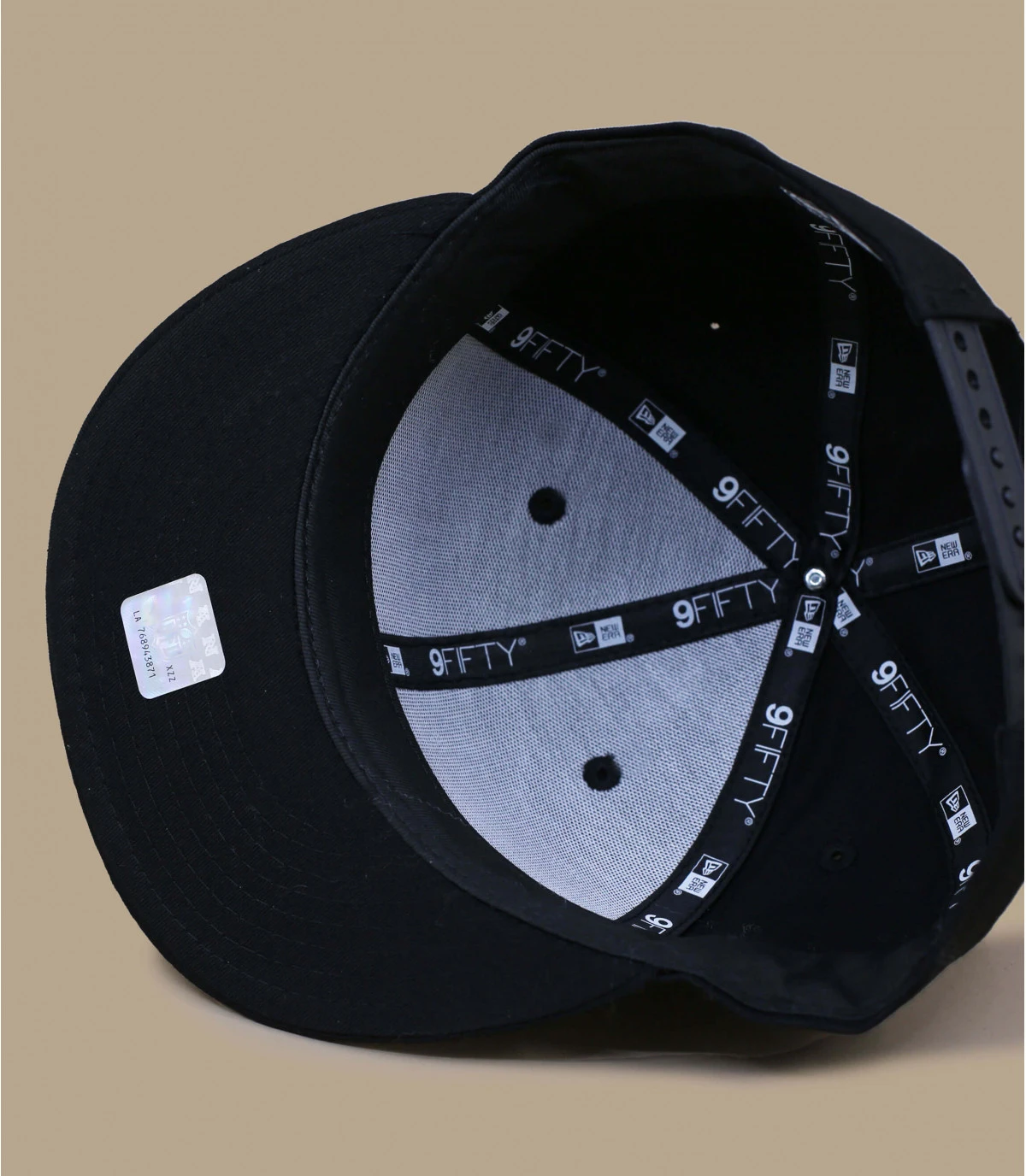 Snapback NFL Black Base 950 Las Vegas Raiders NEW ERA Snapback NFL Black Base 950 Las Vegas Raiders -Célèbre Chapeaux Magasin snapback nfl black base 950 las vegas raiders 5