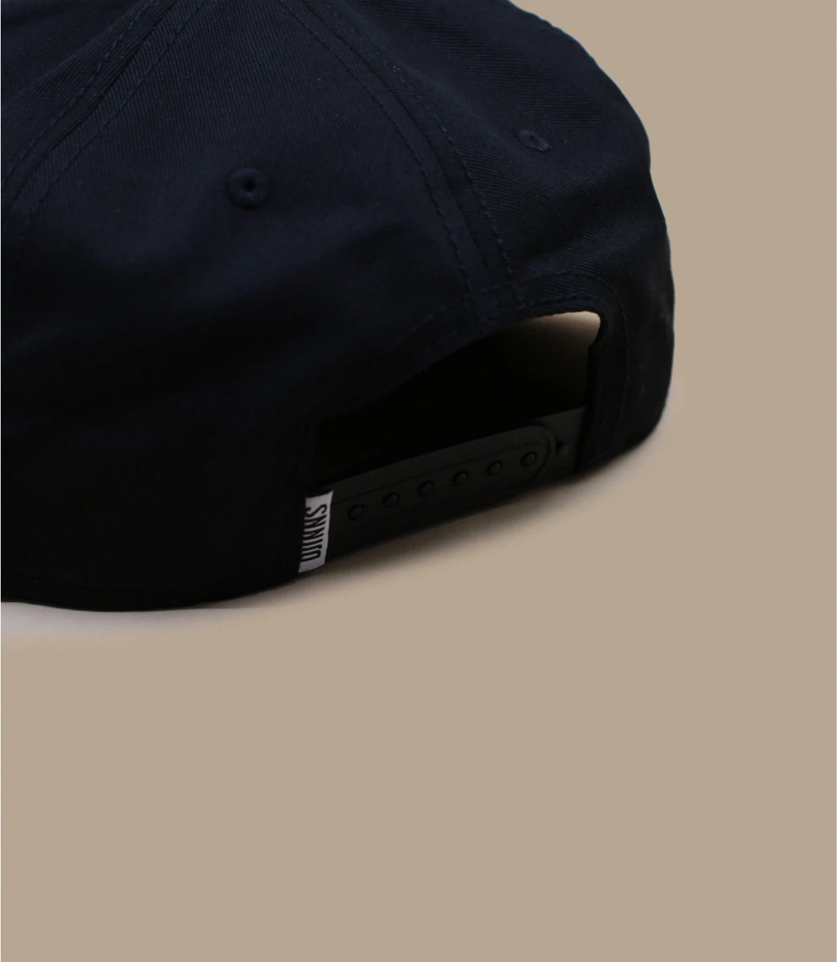 Snapback Rubber Aztek black Snapback Rubber Aztek Black -Célèbre Chapeaux Magasin snapback rubber aztek black 2