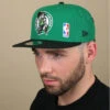 NEW ERA Team Arch 950 Boston Celtics 1 NEW ERA Team Arch 950 Boston Celtics -Célèbre Chapeaux Magasin team arch 950 boston celtics
