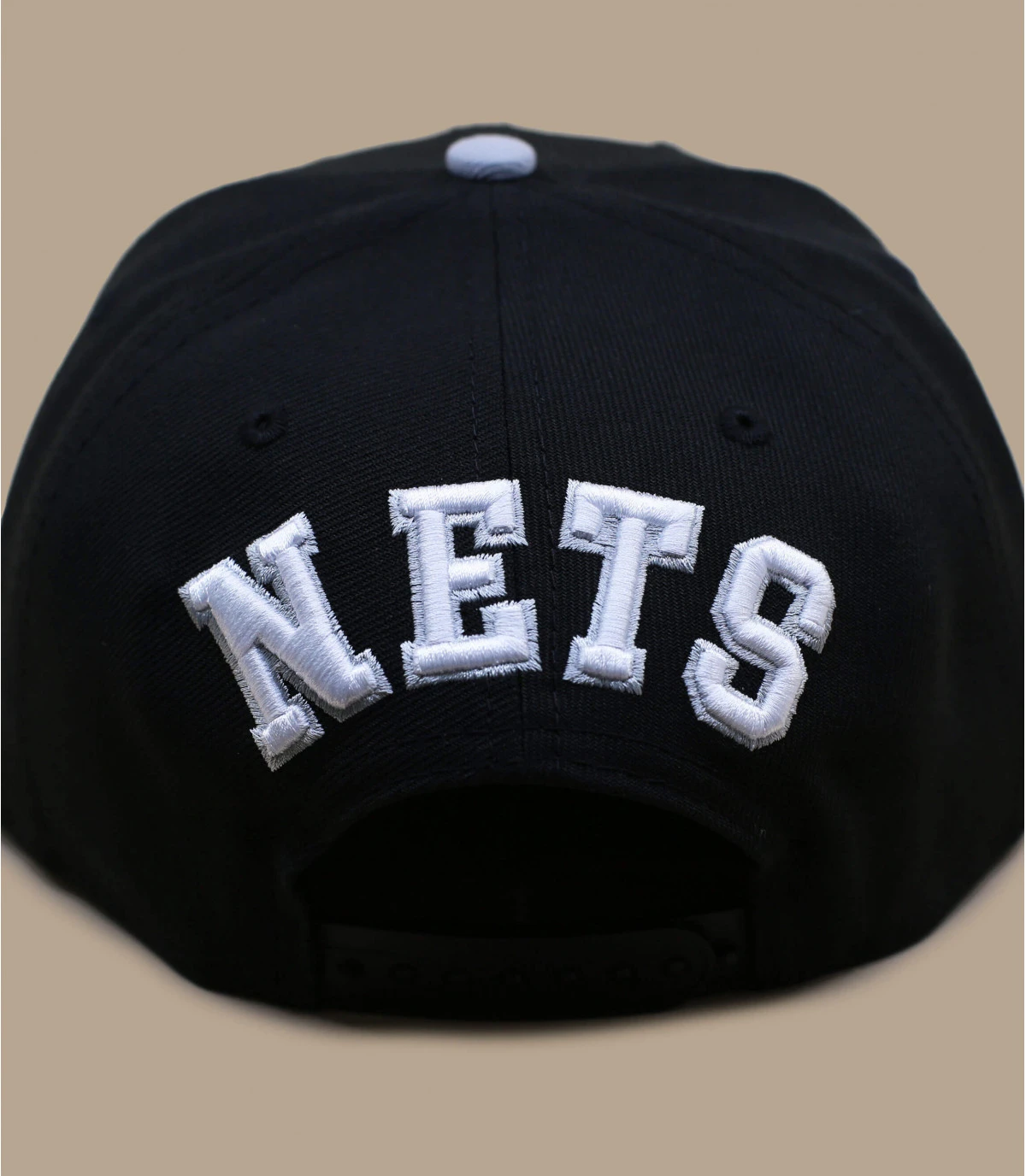 Team Arch 950 Brooklyn Nets NEW ERA Team Arch 950 Brooklyn Nets -Célèbre Chapeaux Magasin team arch 950 brooklyn nets 4