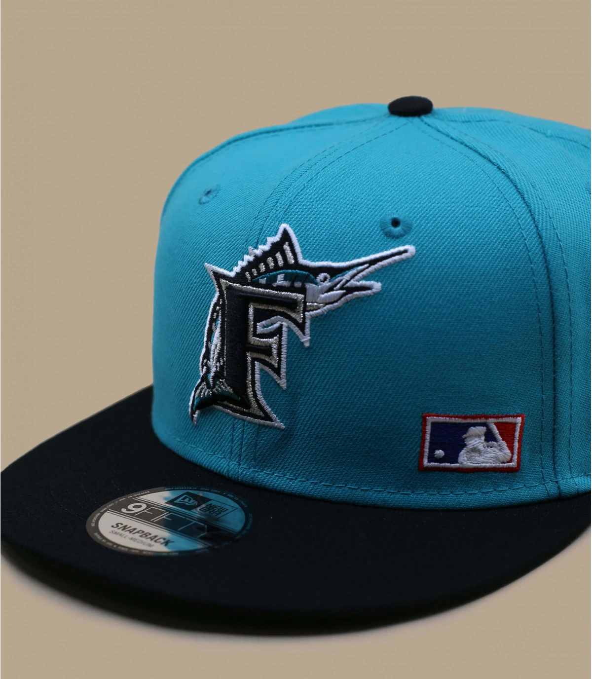 Team Arch 950 Florida Marlins NEW ERA Team Arch 950 Florida Marlins -Célèbre Chapeaux Magasin team arch 950 florida marlins 2