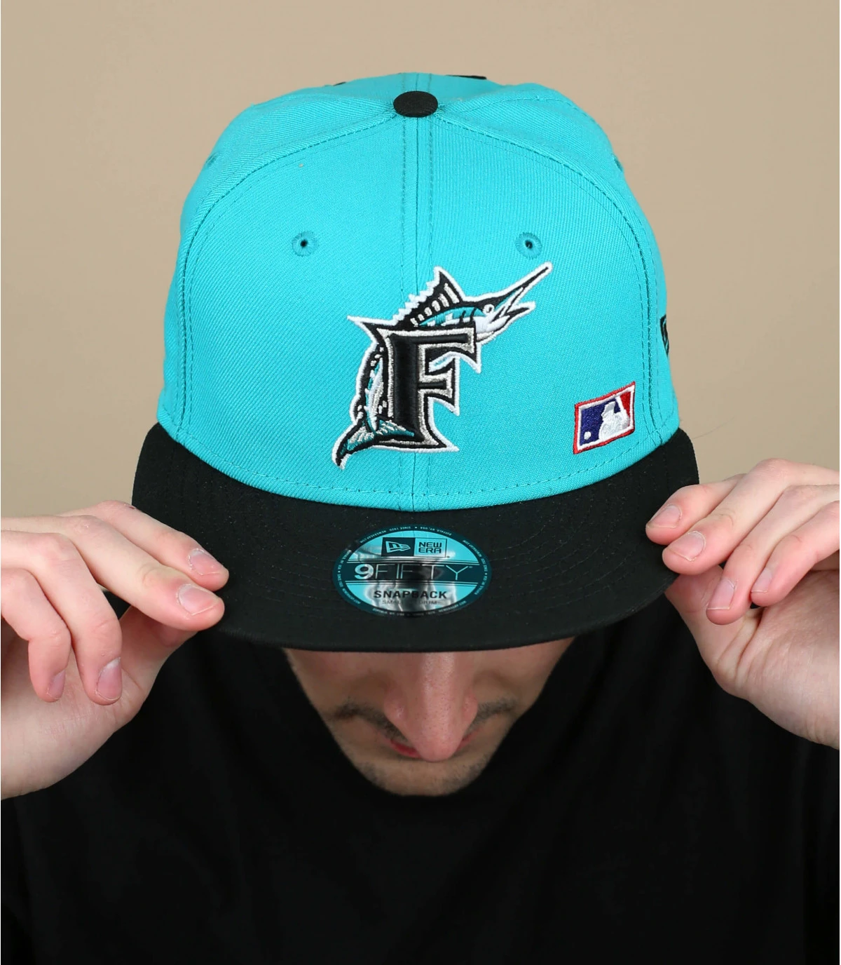Team Arch 950 Florida Marlins NEW ERA Team Arch 950 Florida Marlins -Célèbre Chapeaux Magasin team arch 950 florida marlins