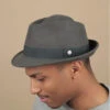 Tibor Gris -Célèbre Chapeaux Magasin tibor gris