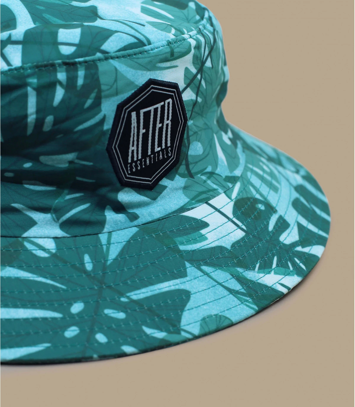 Water Bucket Big Leaves Water Bucket Big Leaves -Célèbre Chapeaux Magasin water bucket big leaves 2