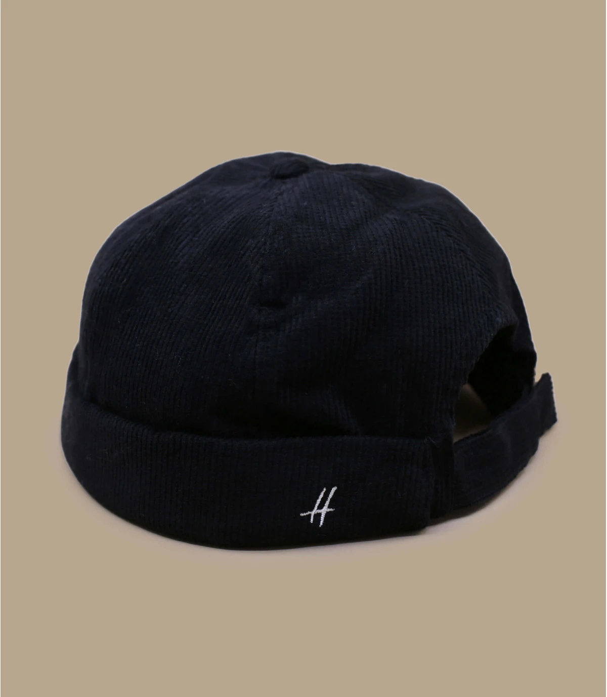 Whales black Whales Black -Célèbre Chapeaux Magasin whales black 1